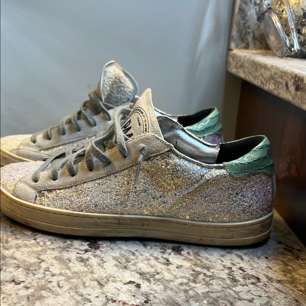 P448 Glittery silver Women's Sneakers size 40